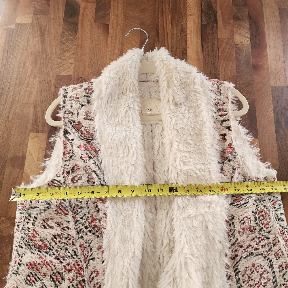 Anthropologie Hei Hei Jacquard Aztec Print Faux Fur Vest Size Large - Picture 8 of 11